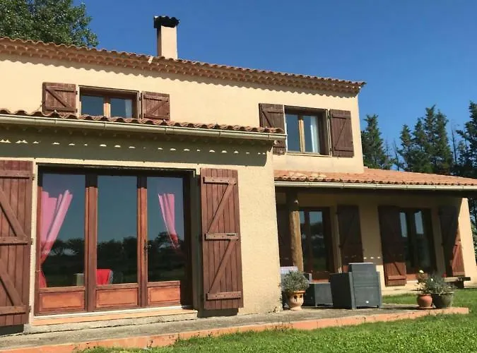 Domaine De Peilhan 3*